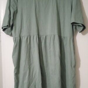 New Studio West women's dress sizeL green short sleeves boho grunge flared wear